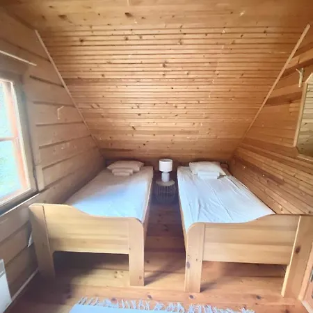 Maenniliiva Puhkemaja HIIUMAA
