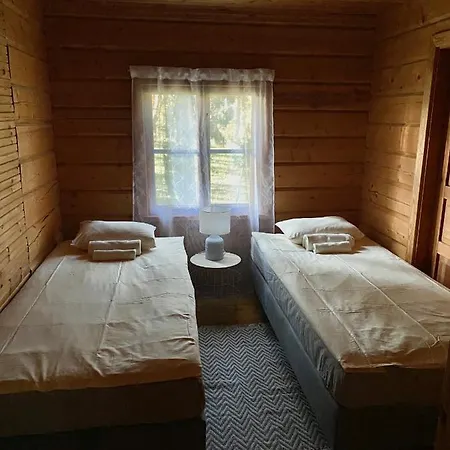 Maenniliiva Puhkemaja * Hiiumaa